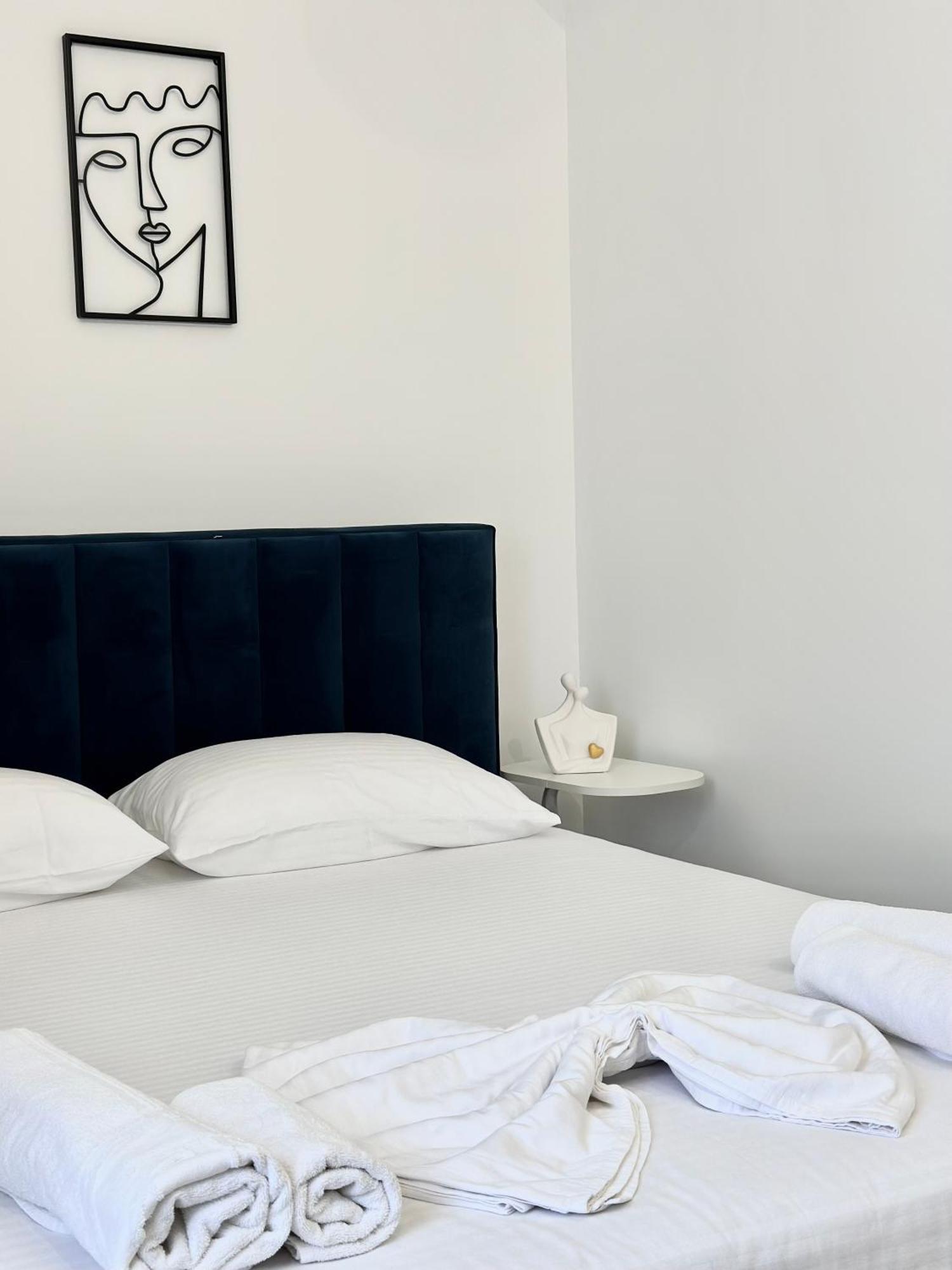 Al Mare Rooms Sarandë Exteriér fotografie