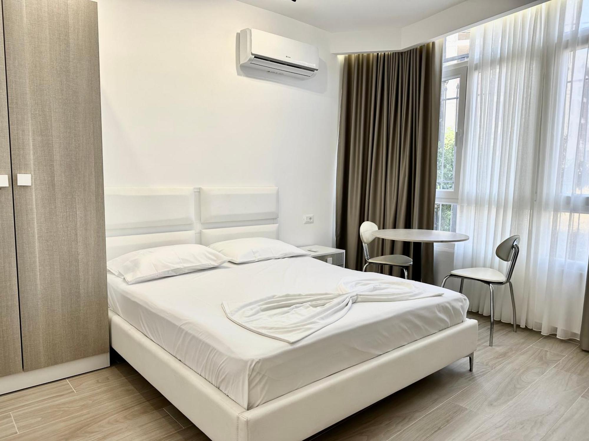 Al Mare Rooms Sarandë Exteriér fotografie
