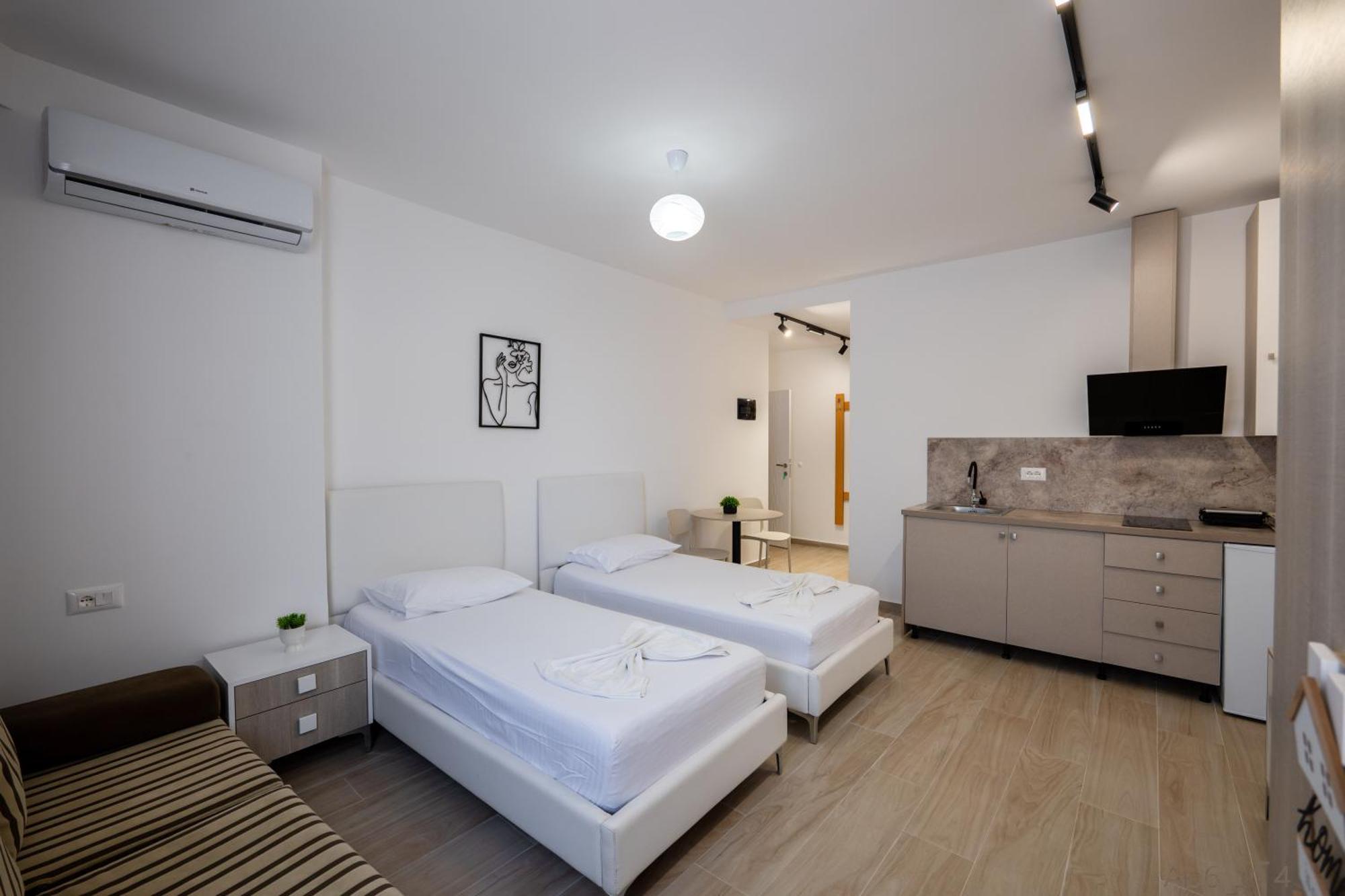 Al Mare Rooms Sarandë Exteriér fotografie